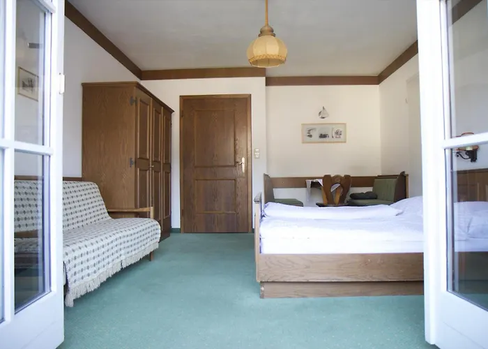 Appartementhaus Huber * אברזי